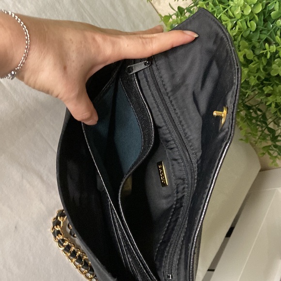 ❤️ Bally Push Lock Clutch With Chain ❤️ - Picture 17 of 17